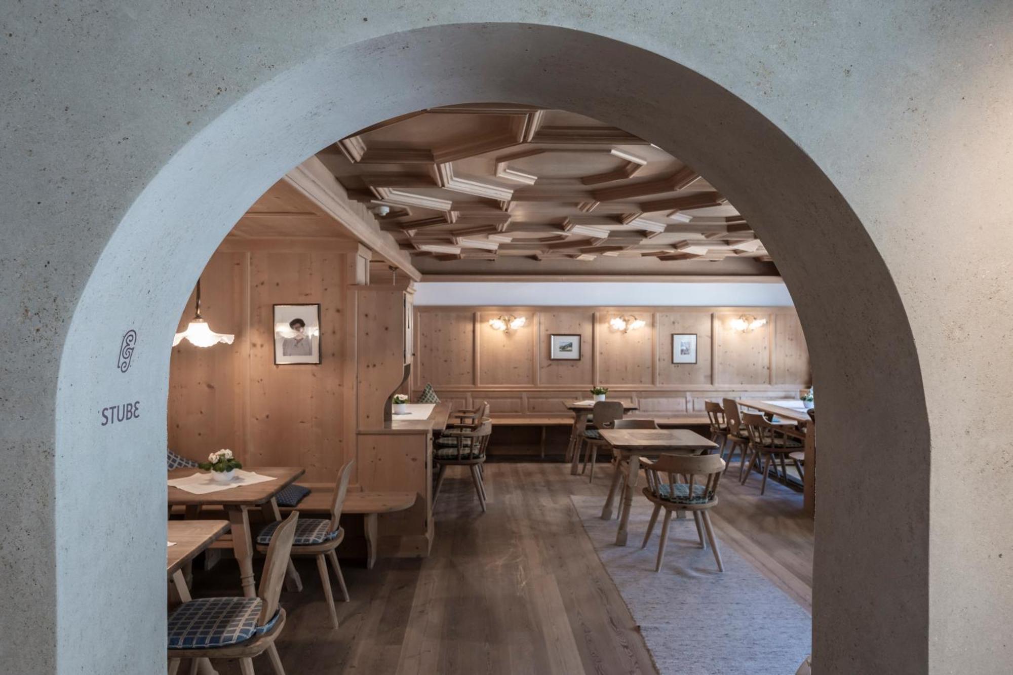 Hotel Erzherzog Johann Schenna Buitenkant foto